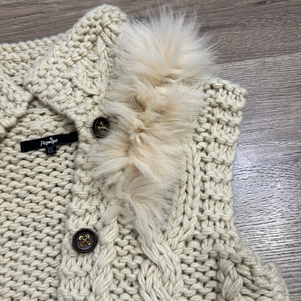 NWOT sweater vest - Picture 3 of 4